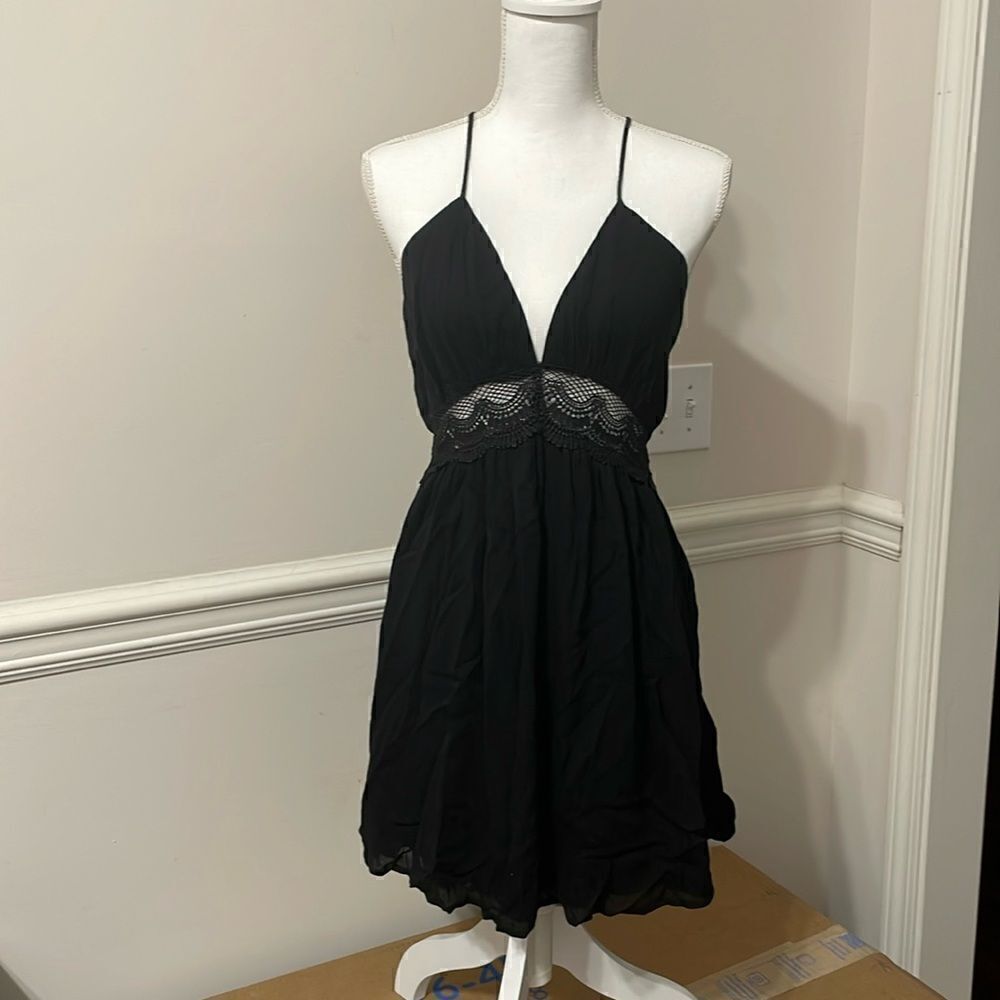 NWOT Lulu's Black Lined Halter Dress Lace Tie Size M Medium